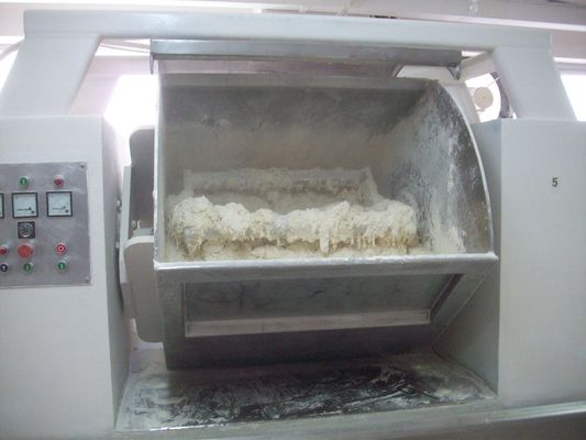 380V 440V آلات الخلاط الصناعية 150 كجم / دفعة آلة مزج المسحوق الجاف