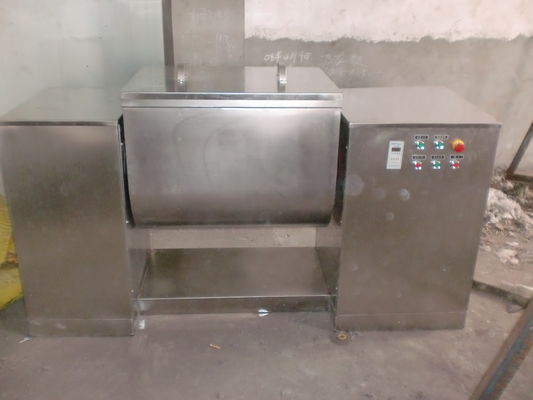 380V 440V آلات الخلاط الصناعية 150 كجم / دفعة آلة مزج المسحوق الجاف