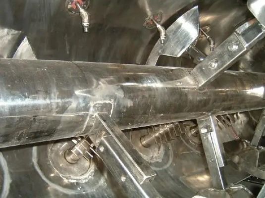 50L-9000L آلات الخلاط الصناعية LD / LDH خلاط الشريط الأفقي